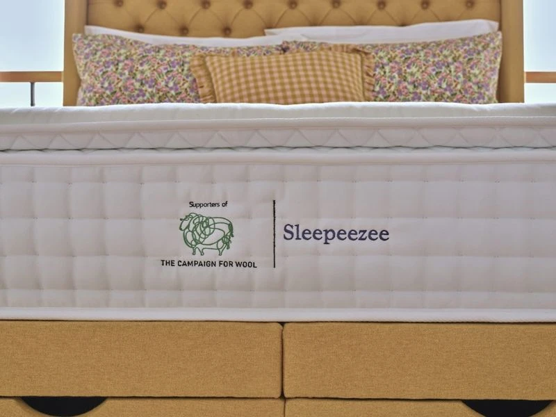 Sleepeezee Wool Luxe 3700 Divan